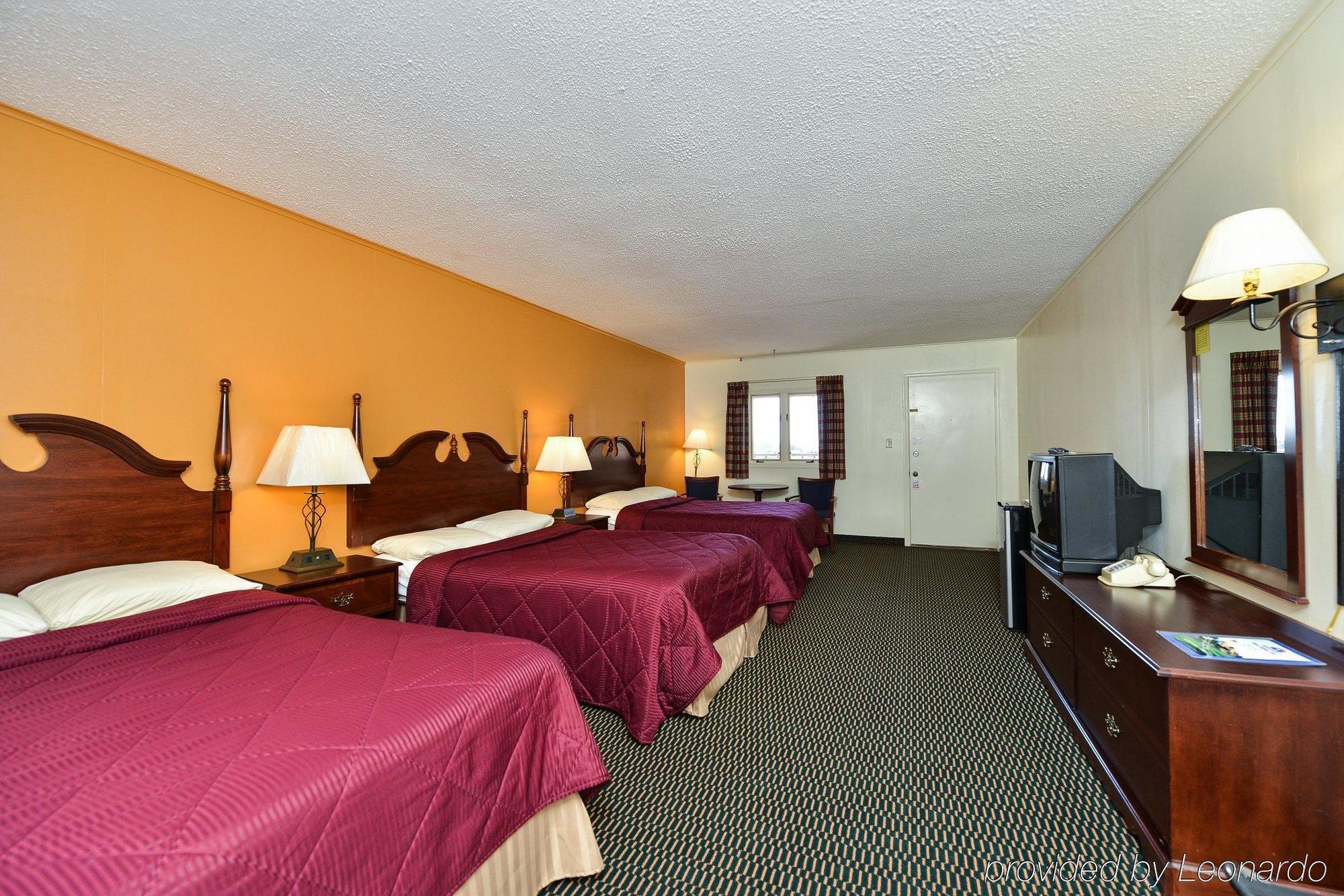 Soudersburg Inn & Suites Lancaster Ronks Exterior foto