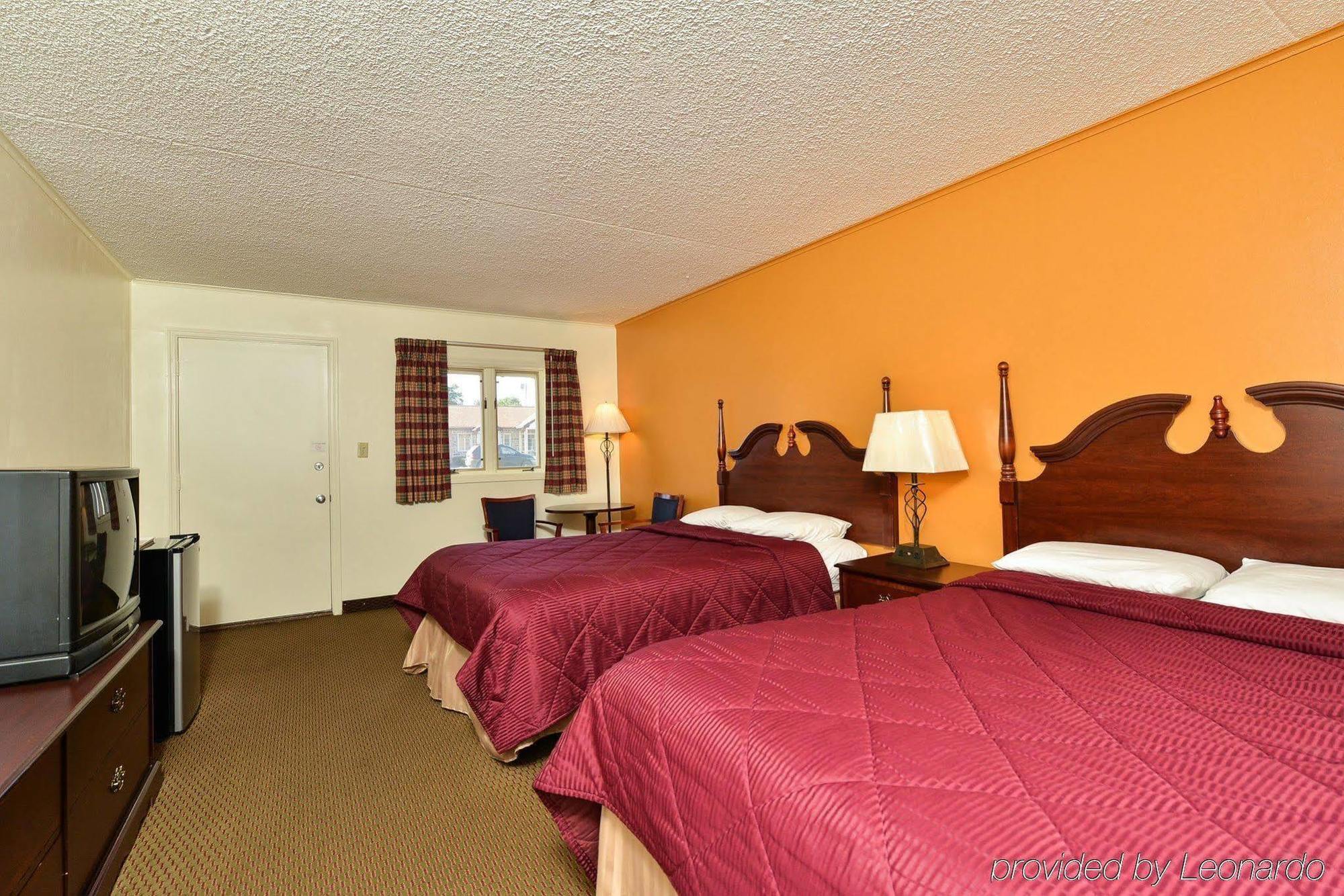 Soudersburg Inn & Suites Lancaster Ronks Exterior foto